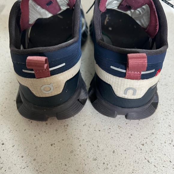 On Cloud X Shift Ink Cherry Women’s Running Shoes Size 7 - Picture 4 of 6